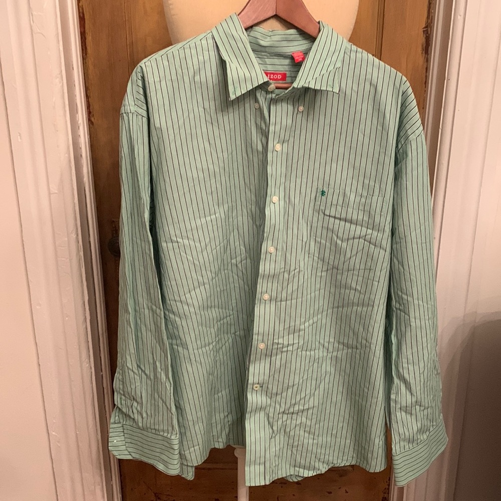 NWOT BIG AND TALL men’s 2XL IZOD green and blue striped button down

100% cotton